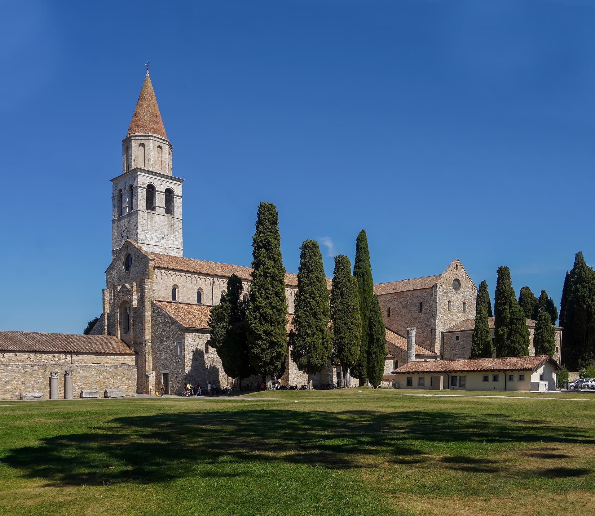 La basilica patriarcale di Aquileia con il suo campanile