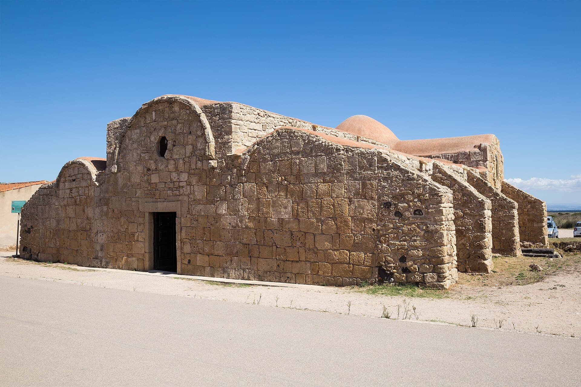 La chiesa paleocristiana di San Giovanni di Sinis, presso Cabras