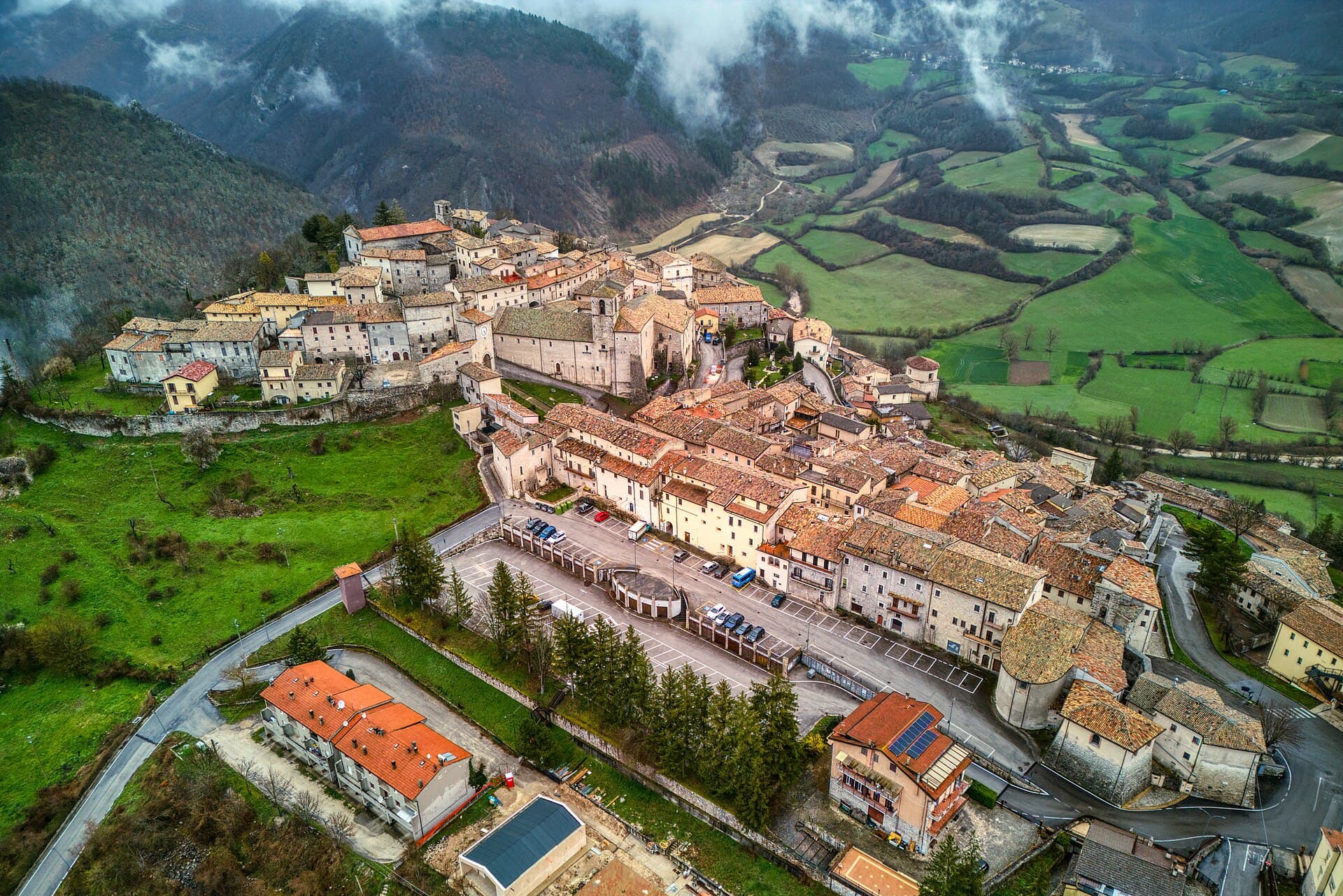 Il borgo di Monteleone di Spoleto, nell'alta Valnerina