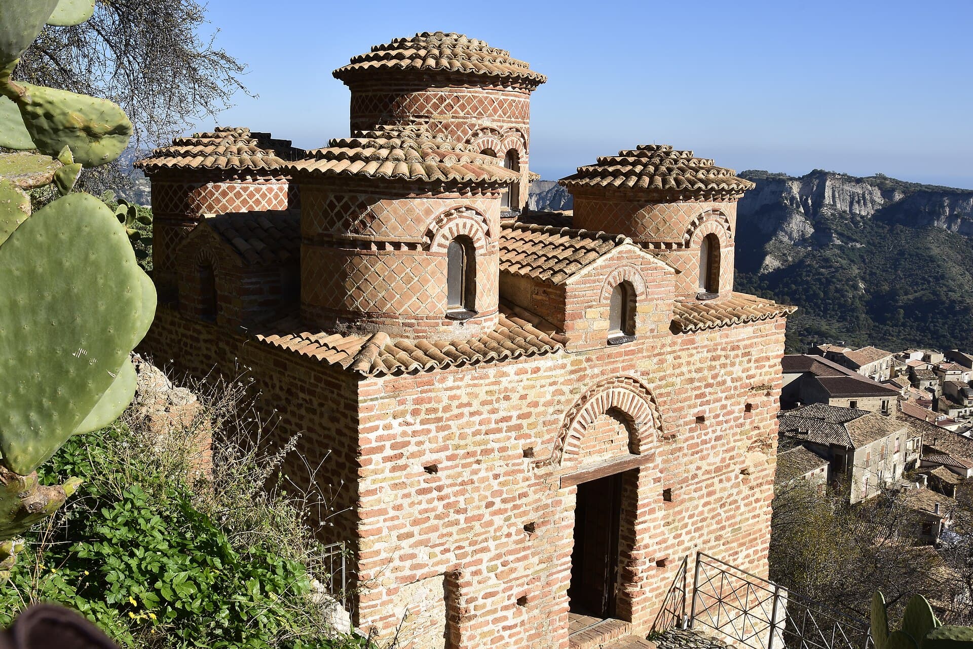 La Cattolica di Stilo, chiesa bizantina simbolo del borgo