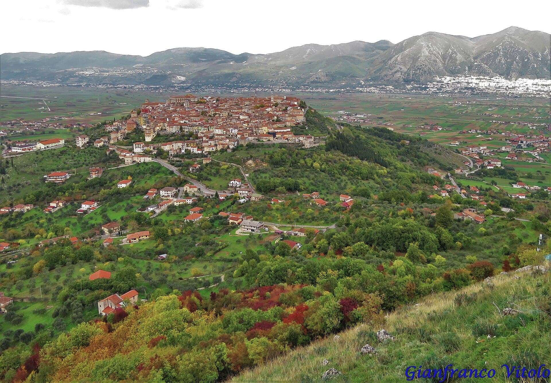 Teggiano, borgo medievale del Vallo di Diano