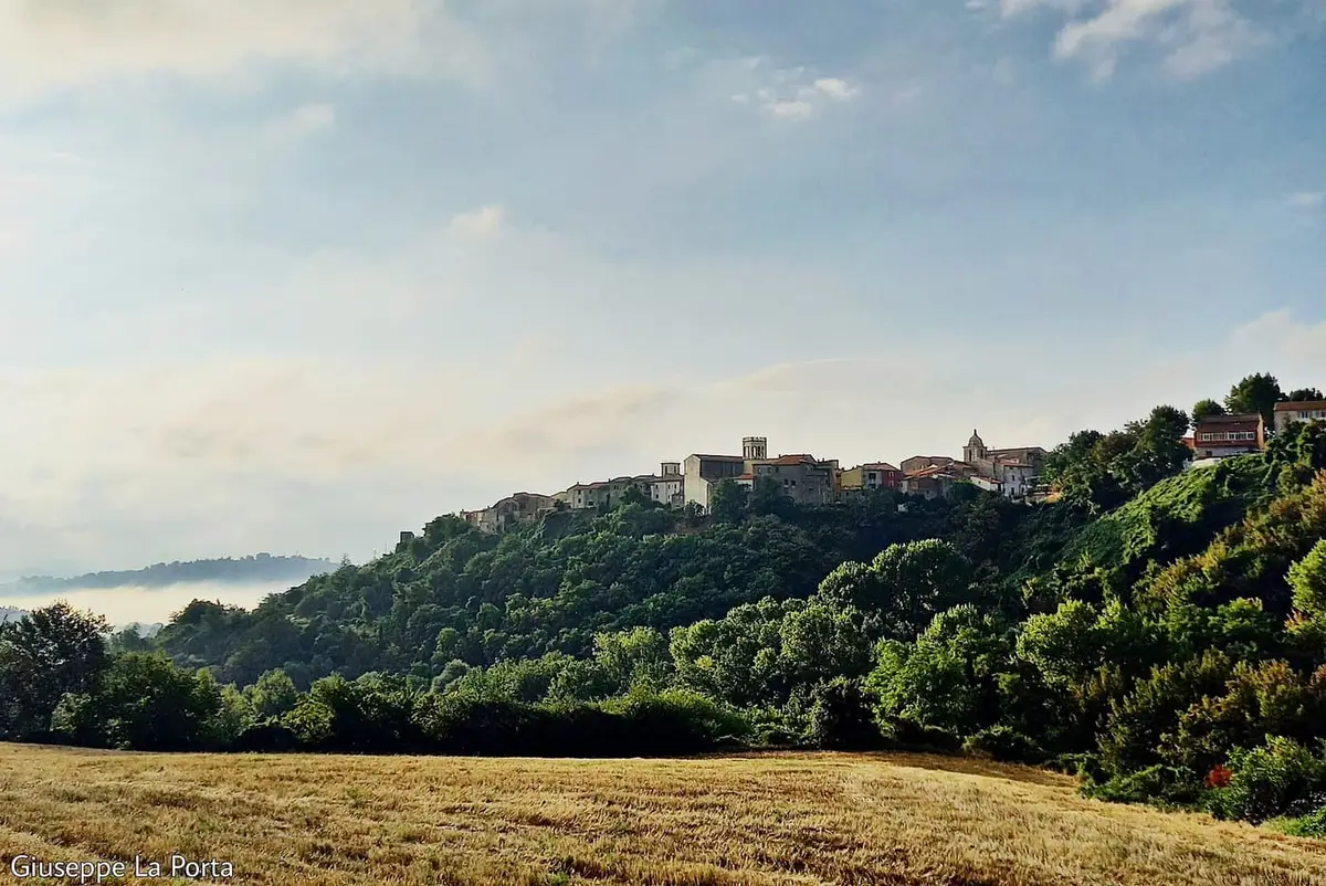 Veduta di Frosolone, borgo dei coltelli nel Matese molisano